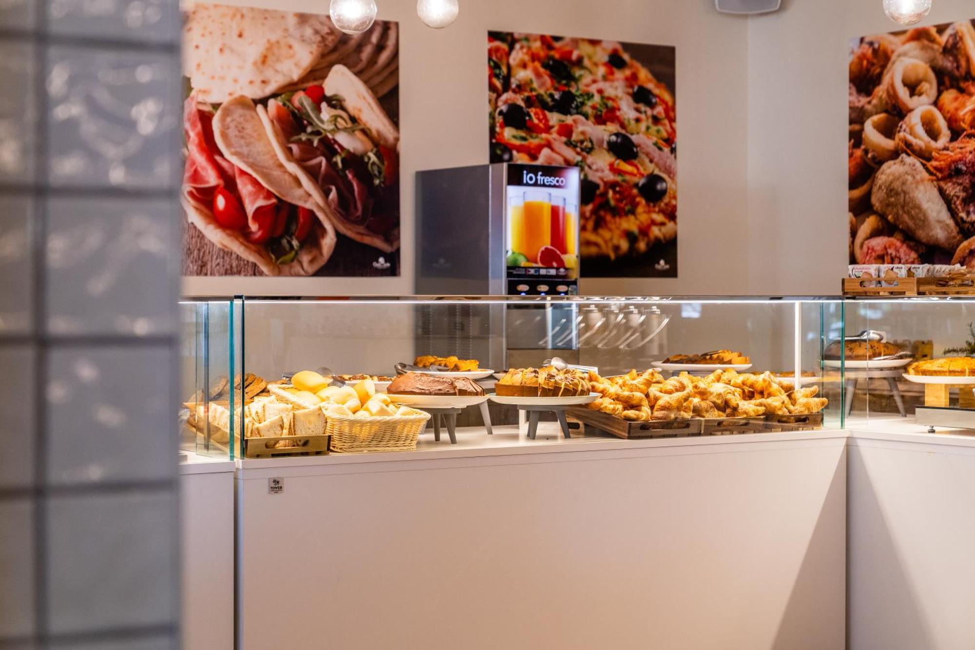 Club Del Sole Romagna Family Resort Riccione Eksteriør bilde